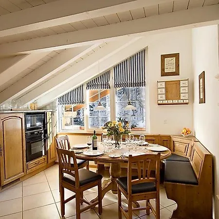 Sleeps 8 Wifi Appartement